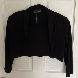 Frank Lyman black shrug size medium
